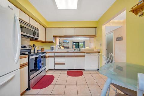 301 Harbor Ridge Dr, Goodview, VA 24095 photo 8