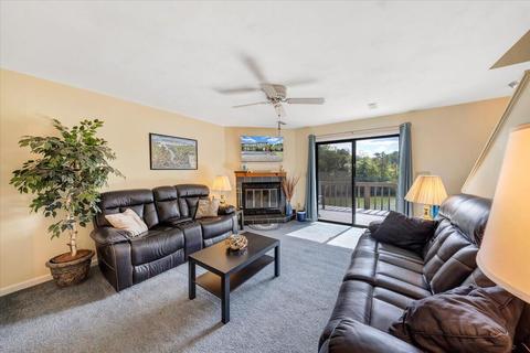 301 Harbor Ridge Dr, Goodview, VA 24095 photo 3