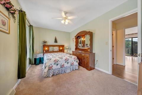 301 Harbor Ridge Dr, Goodview, VA 24095 photo 14