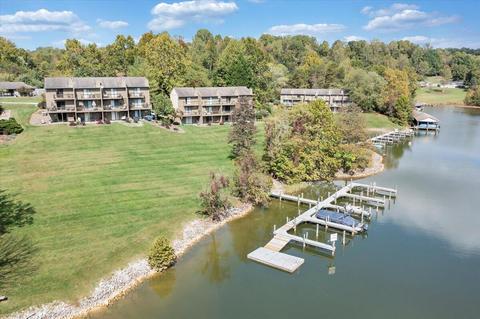 301 Harbor Ridge Dr, Goodview, VA 24095 photo 1