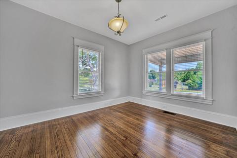 1853 Navigation Pt, Goodview, VA 24095 photo 9