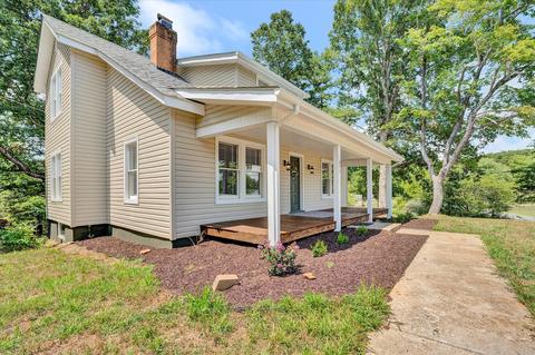 1853 Navigation Pt, Goodview, VA 24095 photo 2
