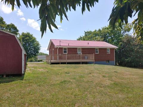 5765 Riner Dr, Dublin, VA 24084 photo 4