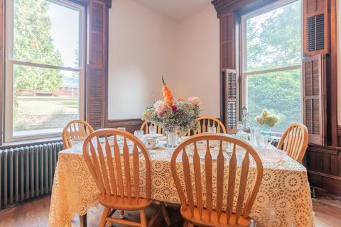 406 E Main St, Floyd, VA 24091 photo 16