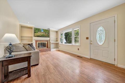 304 Sky View Rd, Goodview, VA 24095 photo 4
