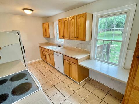 2540 Spring Rd SW, Roanoke, VA 24015 photo 9