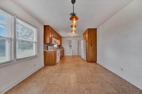 225 Arthur Cir, Ferrum, VA 24088 photo 11