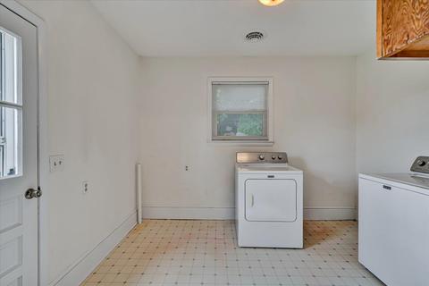 225 Arthur Cir, Ferrum, VA 24088 photo 14