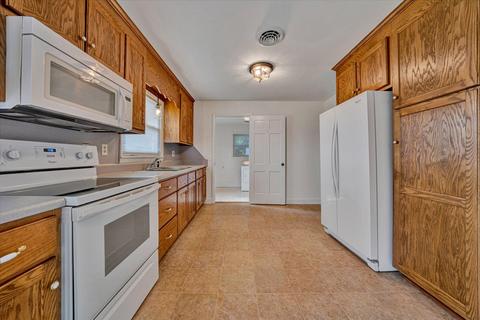 225 Arthur Cir, Ferrum, VA 24088 photo 9
