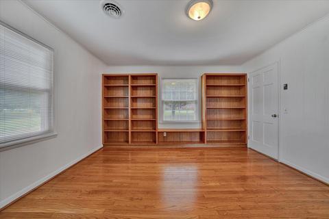 225 Arthur Cir, Ferrum, VA 24088 photo 7