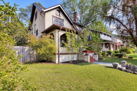 1302 Hamilton Ter SE, Roanoke, VA 24014 photo 2