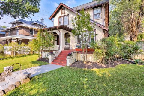 1302 Hamilton Ter SE, Roanoke, VA 24014 photo 1