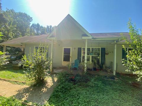 1321 Mitchell Rd, Axton, VA 24054 photo 1