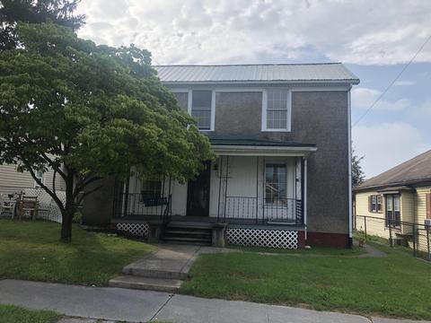 309 E Oak St, Covington, VA 24426 photo 1