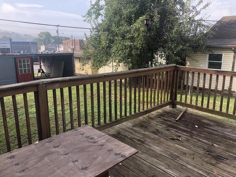 309 E Oak St, Covington, VA 24426 photo 6