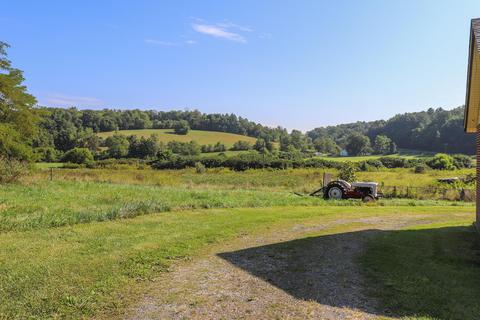 129 Lazy Ln, Floyd, VA 24091 photo 8