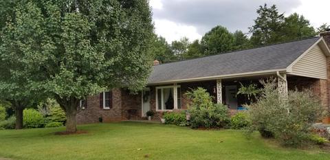 11833 Franklin St, Ferrum, VA 24088 photo 1