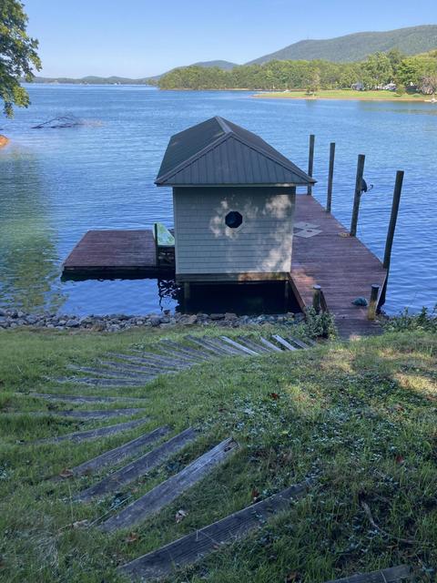 185 Hardy Ln, Penhook, VA 24137 photo 6