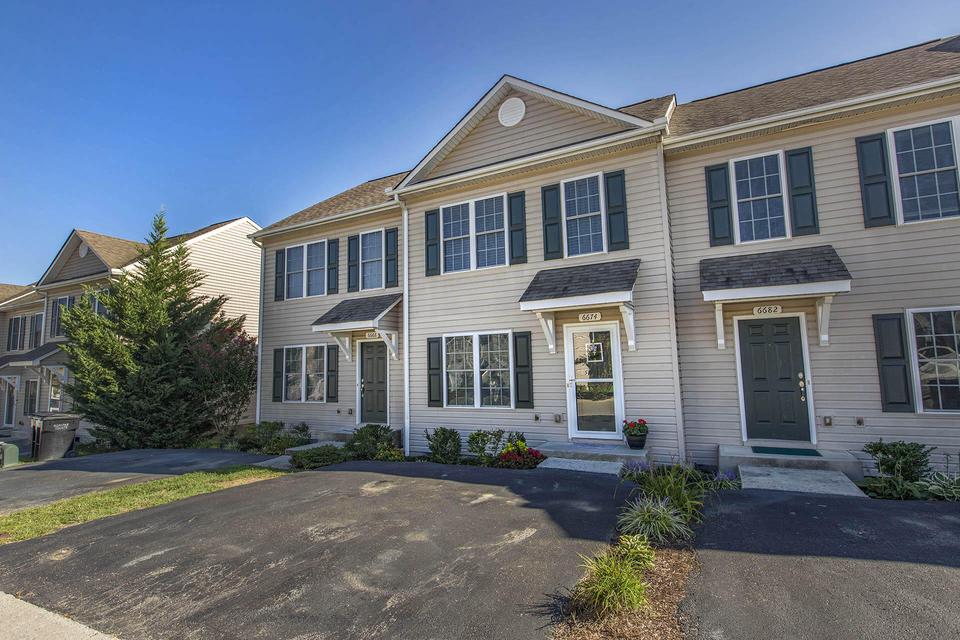 6674 Village Green Dr, Roanoke, VA 24019 31 Photos MLS 883522 Movoto