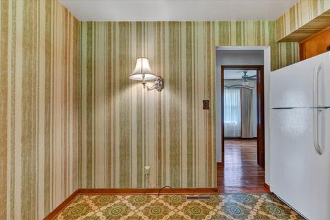1002 Markham Cir SE, Roanoke, VA 24014 photo 15