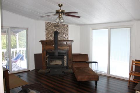 527 4th St, Buchanan, VA 24066 photo 12