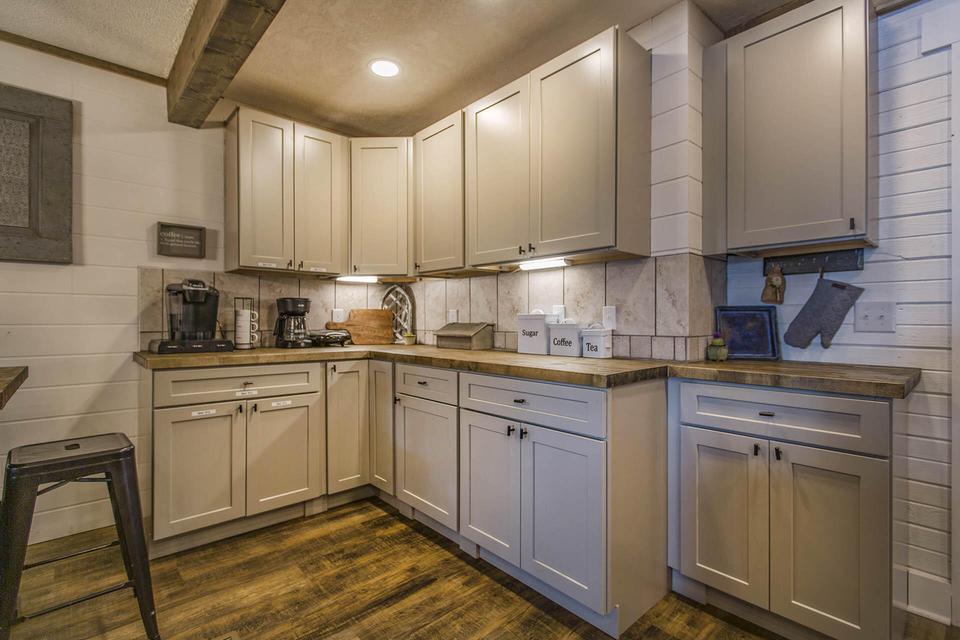  6015 Smith Mountain Rd, Penhook, VA 24137 photo 5