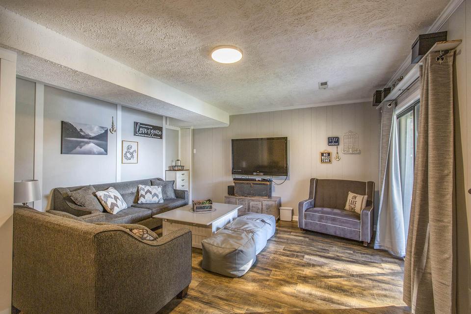  6015 Smith Mountain Rd, Penhook, VA 24137 photo 24