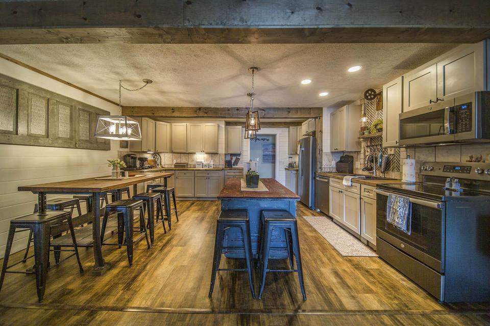  6015 Smith Mountain Rd, Penhook, VA 24137 photo 2