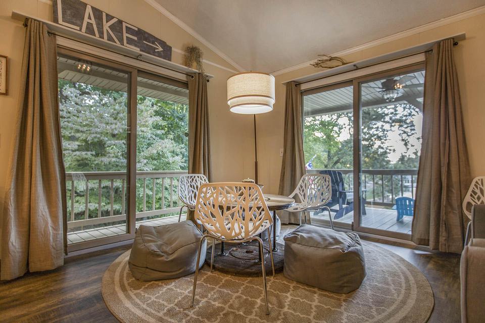  6015 Smith Mountain Rd, Penhook, VA 24137 photo 9