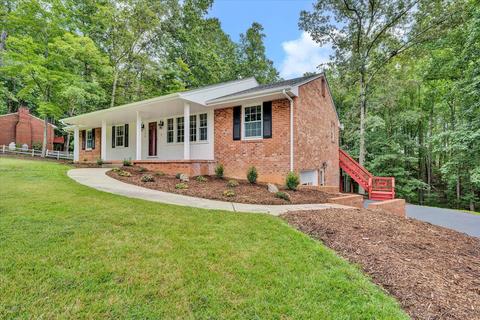 1726 Hidden Forest Dr, Goodview, VA 24095 photo 2