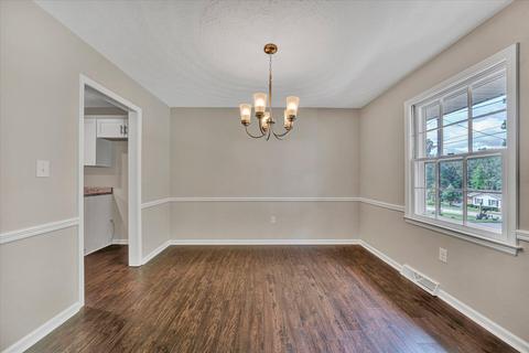 1726 Hidden Forest Dr, Goodview, VA 24095 photo 5