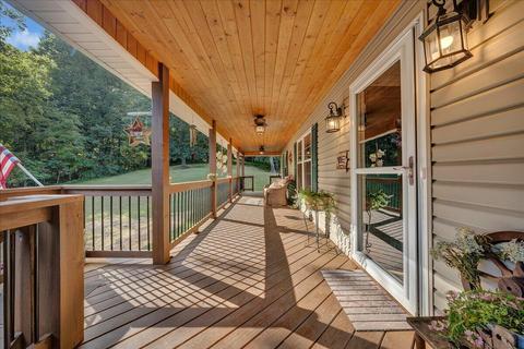 110 Chimney Sweep Ct, Goodview, VA 24095 photo 3