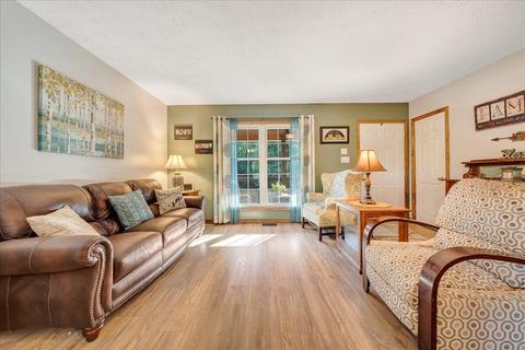 110 Chimney Sweep Ct, Goodview, VA 24095 photo 6