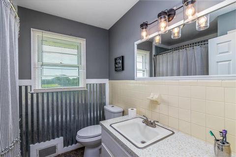 2114 Sago Rd, Penhook, VA 24137 photo 13