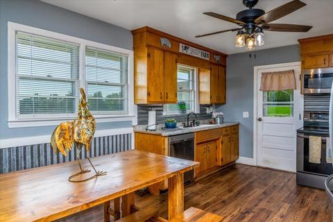 2114 Sago Rd, Penhook, VA 24137 photo 8