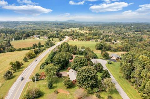 8450 Forest Rd, Goode, VA 24556 photo 12