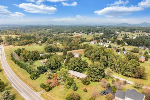 8450 Forest Rd, Goode, VA 24556 photo 13