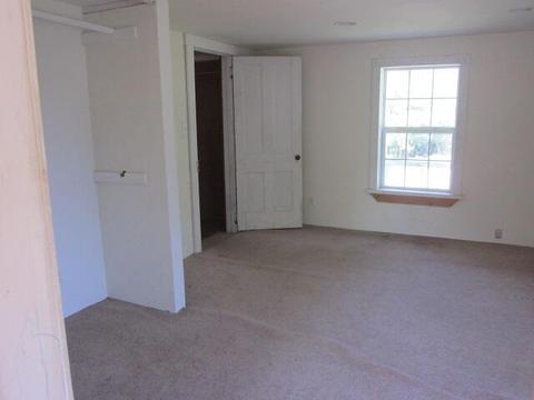 8449 Museville Rd, Sandy Level, VA 24161 photo 9