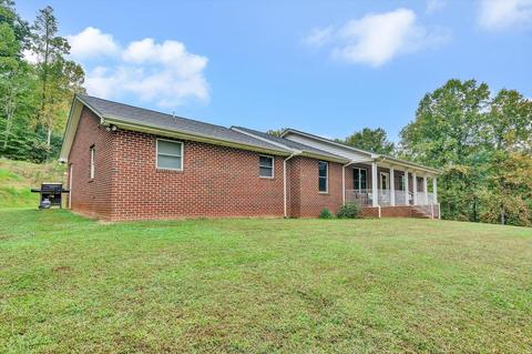 415 Eton Rd, Hardy, VA 24101 photo 2