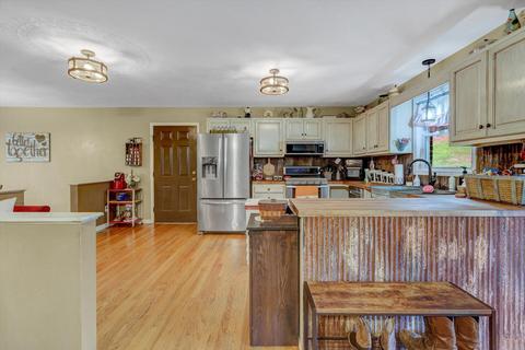 415 Eton Rd, Hardy, VA 24101 photo 14
