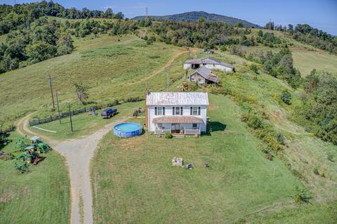 1375 Simmons Mill Rd, Thaxton, VA 24174 photo 2