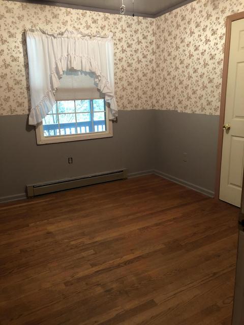 1611 E Dolly Ann Dr, Covington, VA 24426 photo 9