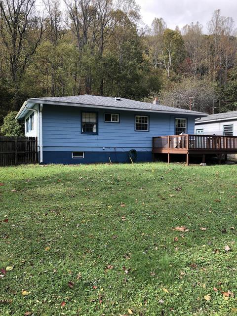 1611 E Dolly Ann Dr, Covington, VA 24426 photo 14