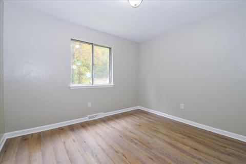 731 Estates Rd SE, Roanoke, VA 24014 photo 9