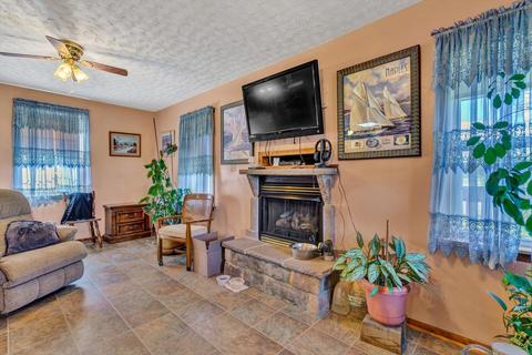 2177 Lipscomb Rd, Moneta, VA 24121 photo 14