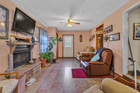 2177 Lipscomb Rd, Moneta, VA 24121 photo 13