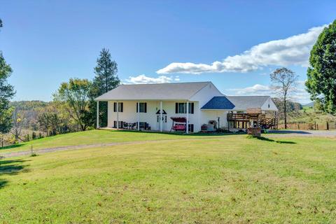 2177 Lipscomb Rd, Moneta, VA 24121 photo 3