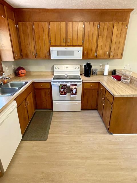 208 Colonial Ct, Forest, VA 24551 photo 8