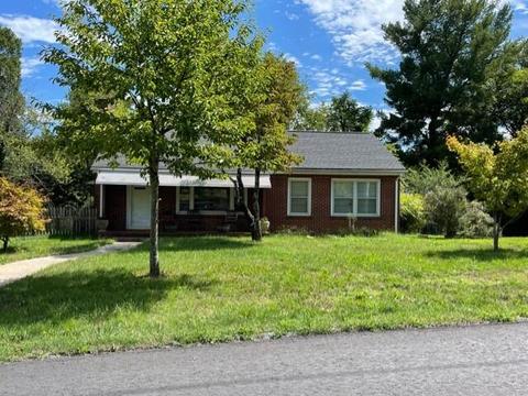 3446 View Ave, Roanoke, VA 24018 photo 1