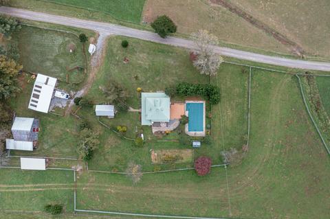 151 Cedar Ln, Buchanan, VA 24066 photo 6